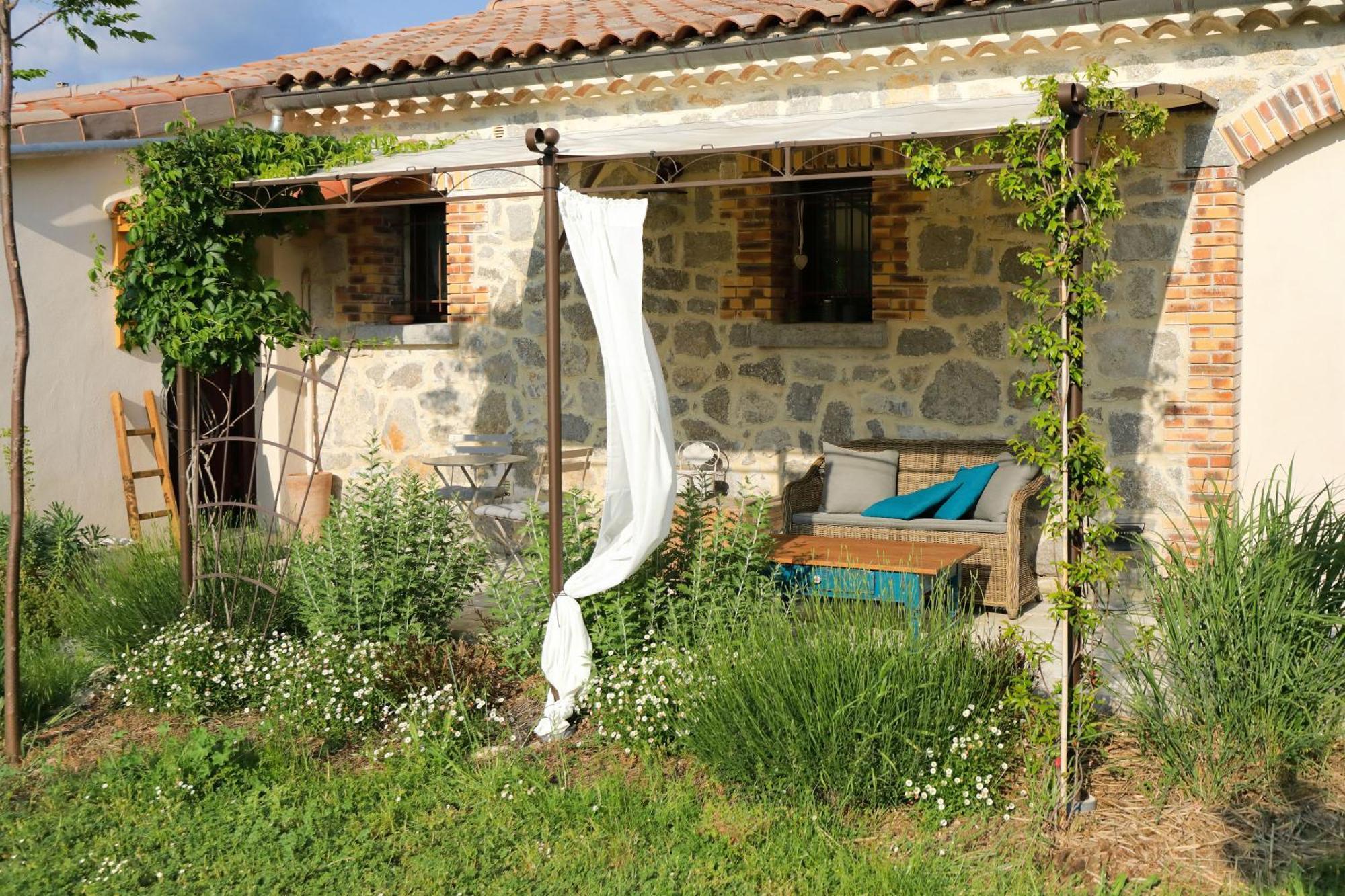 La Gourmandine Hotel Courry Exterior foto